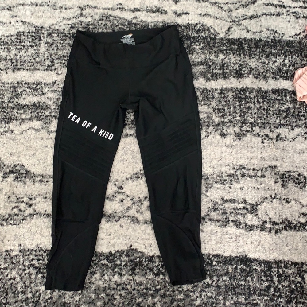 Tea of a kind yoga pant capris.